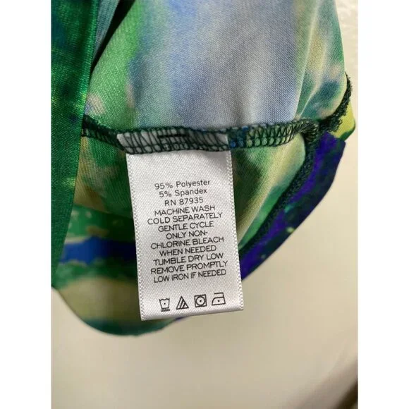 Susan Graver Women Top size Large Liquid knit V-Neck Watercolor 3/4 Sleeve Artsy - Picture 4 of 12